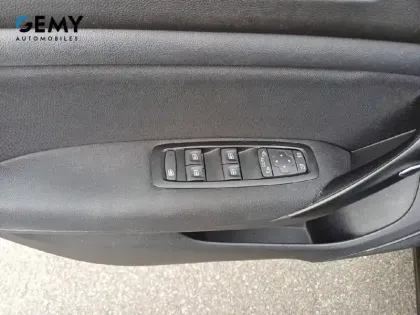 Photo 11 Renault Megane  IV Berline E-TECH Hybride rechargeable 160