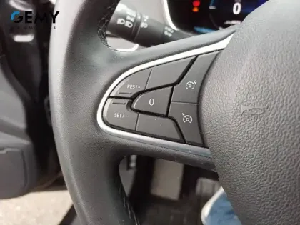 Photo 18 Renault Megane  IV Berline E-TECH Hybride rechargeable 160