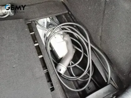 Photo 24 Renault Megane  IV Berline E-TECH Hybride rechargeable 160