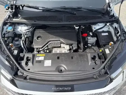 Photo 11 Peugeot 5008  Hybrid 145 ch e-DCS6