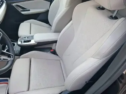 Photo 10 BMW X1  sDrive 18i 136ch DKG7