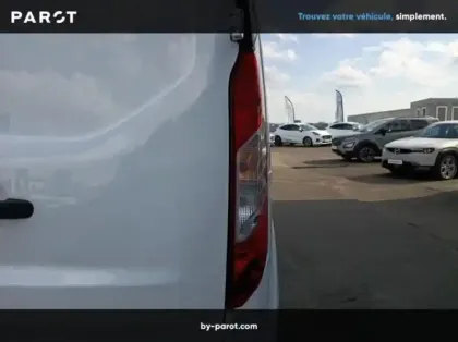 Photo 19 Ford Transit Connect Fourgonnette L2 1.0E 100ch E85 Trend