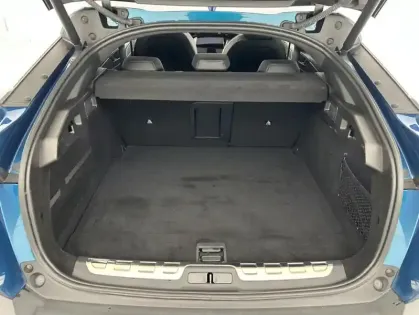 Photo 17 Peugeot 408 PHEV 180 e-EAT8 GT 5p