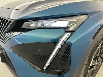 Photo 26 Peugeot 408 PHEV 180 e-EAT8 GT 5p