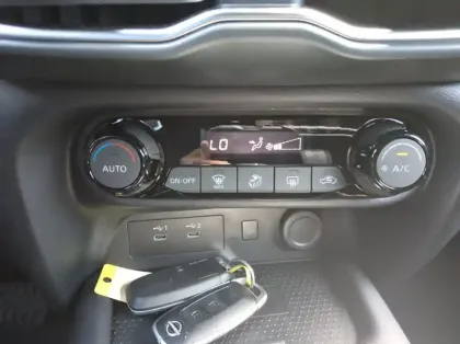 Photo 15 Nissan Juke Nouveau HYBRID 143 N-Connecta