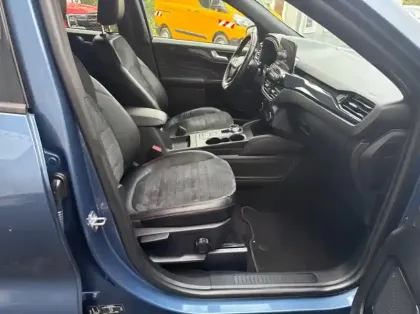 Photo 26 Ford Kuga 2.5 Duratec 190ch FHEV E85 ST-Line X BVA