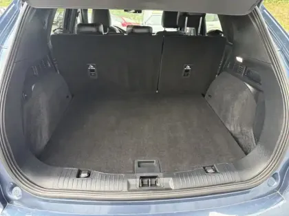 Photo 10 Ford Kuga 2.5 Duratec 190ch FHEV E85 ST-Line X BVA