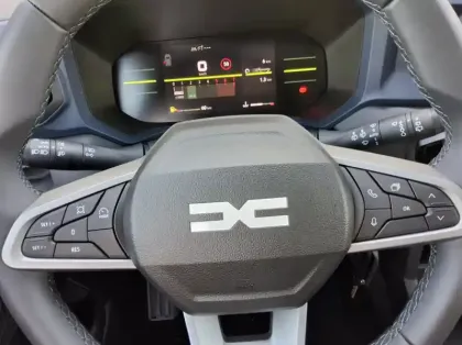 Photo 19 Dacia Bigster Nouveau Mild Hybrid 140 Expression