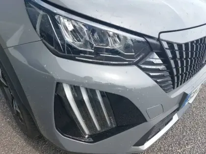 Photo 15 Peugeot 2008  PureTech 100 S&S BVM6