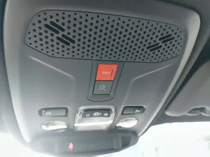Photo 17 Peugeot 2008  PureTech 100 S&S BVM6