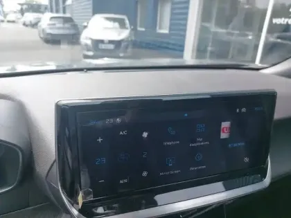 Photo 14 Peugeot 2008  PureTech 100 S&S BVM6