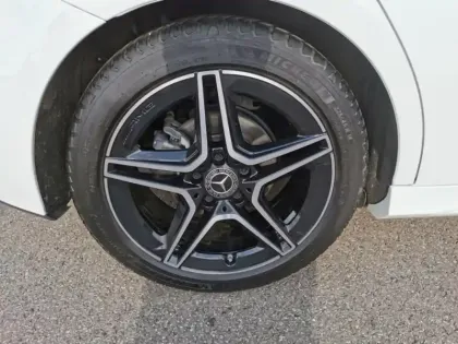 Photo 6 Mercedes Classe A 180 d AMG Line 8G-DCT 116 ch 
