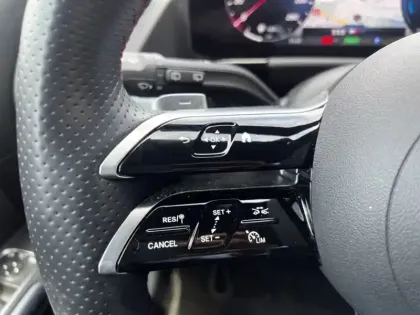 Photo 15 Mercedes GLA 250 e Hybrid EQ AMG Line