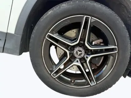 Photo 8 Mercedes GLA 250 e AMG Line