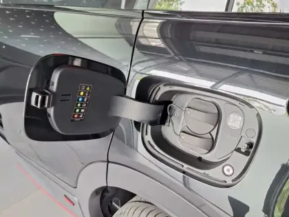 Photo 19 Smart 1 35 kW AWD Brabus