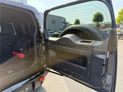 Photo 20 Land rover Defender 110 P400E PHEV BVA8 X-DYNAMIC