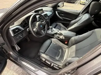 Photo 25 BMW Serie 3 Série 3 Touring 318iA 136ch M Sport Ultimate Euro6d-T