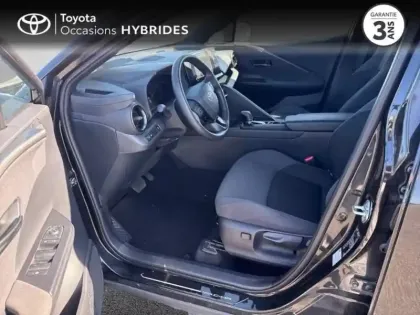 Photo 10 Toyota C-HR  1.8 Hybride 140ch Design MY25