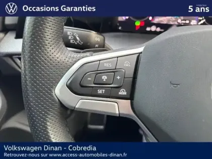 Photo 10 Volkswagen Golf  2.0 TDI 150ch R-Line Edition DSG7