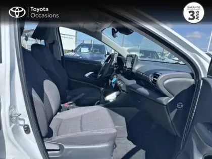 Photo 5 Toyota Yaris  120 VVT-i Dynamic 5p MY22