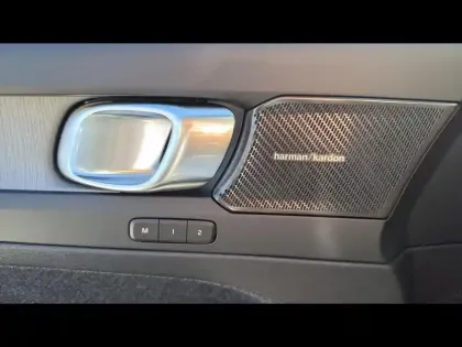 Photo 9 Volvo XC40  B3 163ch Lounge Edition DCT 7