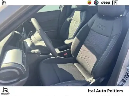 Photo 8 Jeep Avenger  Electrique 156ch 115kW Altitude (Coup de pouce -6100? déduit)
