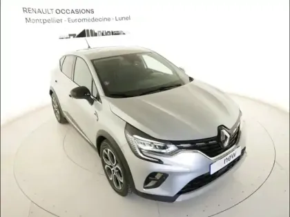 Photo 11 Renault Captur  1.6 E-Tech hybride 145ch Intens -21