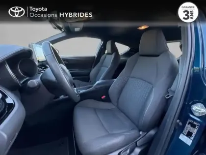 Photo 9 Toyota C-HR  2.0 Hybride 184ch Dynamic Ultimate E-CVT
