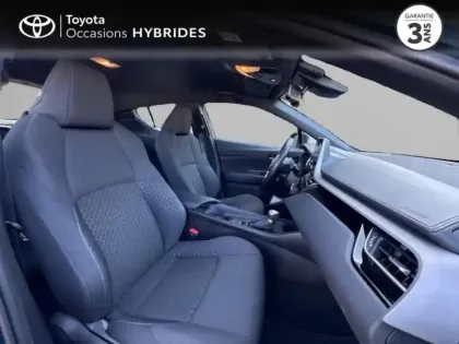 Photo 10 Toyota C-HR  2.0 Hybride 184ch Dynamic Ultimate E-CVT