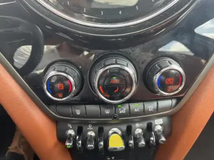 Photo 19 Mini Countryman  Cooper SE  125ch + 95ch Northwood ALL4 BVA6