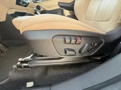Photo 28 BMW X1  sDrive18iA 140ch xLine DKG7