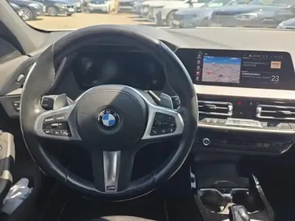Photo 5 BMW Serie 1 Série 1 118dA 150ch Edition Sport 8cv
