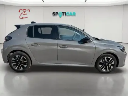 Photo 6 Peugeot 208  1.2 Hybrid 100ch Allure e-DCS6