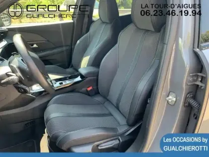 Photo 8 Peugeot 2008  1.2 Hybrid 145ch GT e-DCS6