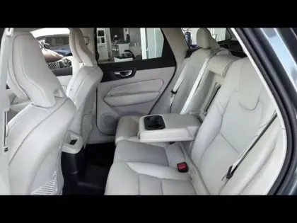 Photo 5 Volvo XC60  T6 Hybride Rechargeable 335ch Ultra Style Dark Geartronic 8 AWD
