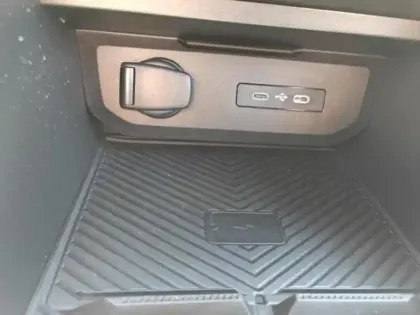 Photo 9 Dacia Duster  1.8 hybrid 155ch Extreme