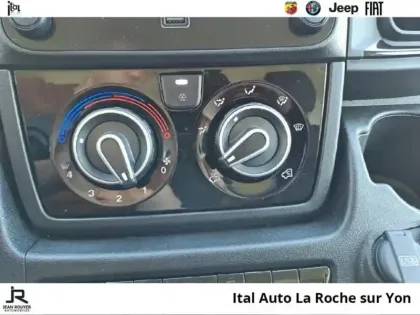 Photo 14 Fiat Ducato  Fg L2H2 3.3 140ch S&S Pack Techno
