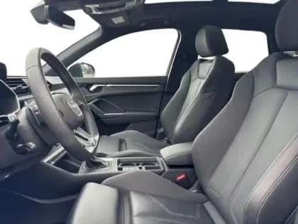 Photo 6 Audi Q3  35 TFSI 150ch S line plus S tronic 7