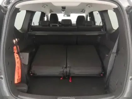 Photo 8 Dacia Jogger  1.6 hybrid 140ch Extreme 7 places -24