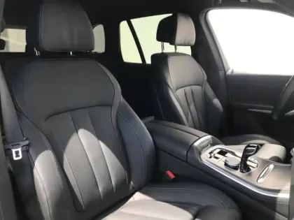Photo 6 BMW X5  xDrive45e 394ch M Sport 17cv
