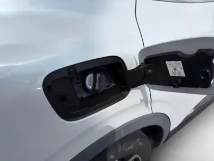 Photo 9 Renault Arkana  1.6 E-Tech 145ch Intens -21B