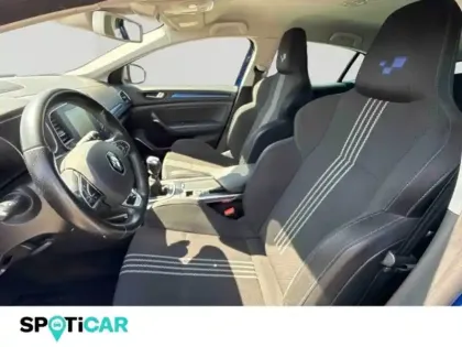 Photo 11 Renault Megane  1.3 TCe 140ch FAP GT-Line