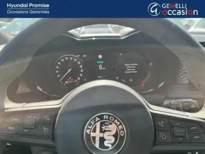 Photo 8 Alfa Romeo Tonale  1.5 Hybrid 130ch Super
