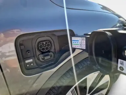 Photo 9 Renault Megane  E-Tech Electric EV60 130ch Evolution ER super charge -B