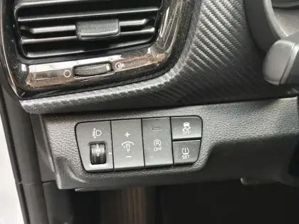 Photo 13 Kia Stonic  1.0 T-GDi 120ch MHEV GT Line Premium DCT7