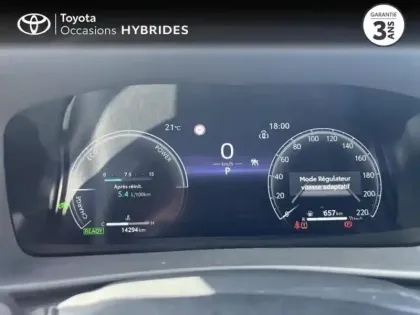 Photo 13 Toyota C-HR  2.0 Hybride 200ch Design NG23