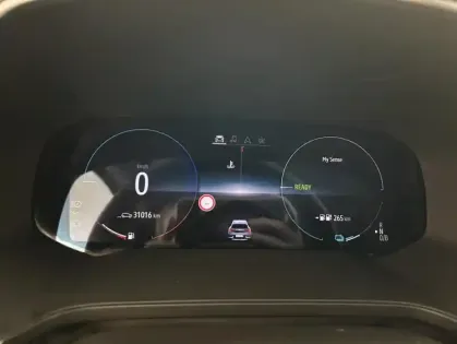 Photo 16 Renault Captur E-Tech Plug-in 160 Initiale Paris 5p