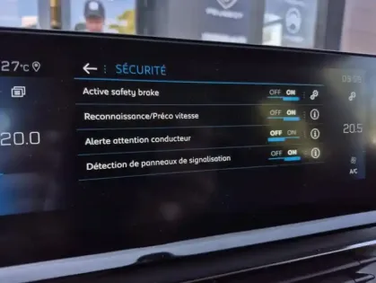 Photo 10 Peugeot 5008 II PureTech 130 S&S EAT8 Active Pack