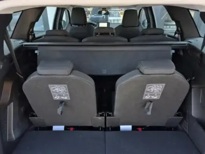 Photo 16 Peugeot 5008 II PureTech 130 S&S EAT8 Active Pack