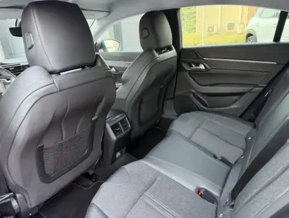 Photo 18 Peugeot 508 II HYBRID 225 E-EAT8 ALLURE BUSINESS